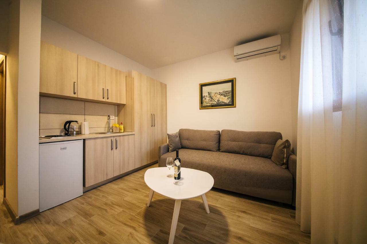 Apartments Vojislav Virpazar Exterior photo